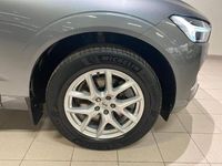 Begagnad Volvo XC60 Momentum 397 HK (291 kW) 2020 Grå SUV