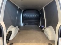 begagnad VW Transporter 2.0 TDI Comfort 110hk Moms Värmare L2