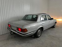 Begagnad Mercedes 280 SE 185 HK (136 kW) 1975 Grå Sedan