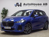 Begagnad BMW 225 Active Tourer M Sport 245 HK (180 kW) 2023 Blå Minibuss