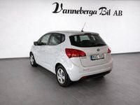 Begagnad Kia Venga 90 HK (66 kW) 2012 Vit Halvkombi