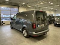 begagnad VW Caddy Maxi 2.0 TDI BlueMotion Fjärrstyrd Värmare Dragkrok 2020, Transportbil