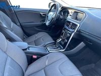 Begagnad Volvo V40 CC Business Edition 150 HK (110 kW) 2017 Rich java metallic Kombi