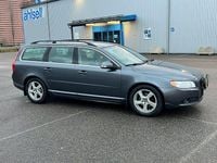 Begagnad Volvo V70 2011 Mörkgrå Kombi