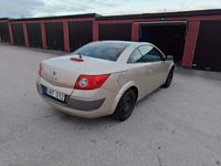 begagnad Renault Mégane Cabriolet Coupé- 2.0 Euro 4