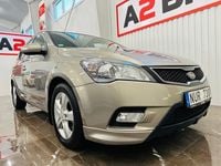 Begagnad Kia Ceed Sportswagon 128 HK (94 kW) 2011 Silver Kombi