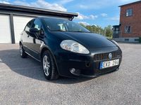 Begagnad Fiat Grande Punto 75 HK (55 kW) 2007 Svart Halvkombi