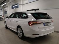 begagnad Skoda Octavia Kombi iV 204hk P-värmare/Dragpaket