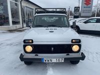Begagnad Lada niva 82 HK (60 kW) 2005 Vit SUV