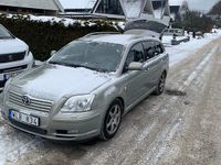Begagnad Toyota Avensis 147 HK (108 kW) 2005 Kombi