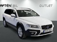 Begagnad Volvo XC70 Momentum 181 HK (133 kW) 2015 Vit Kombi