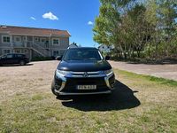 Begagnad Mitsubishi Outlander 150 HK (110 kW) 2017 SUV