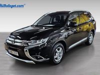 Begagnad Mitsubishi Outlander 151 HK (111 kW) 2016 Svart SUV