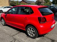 Begagnad VW Polo 86 HK (63 kW) 2014 Röd Halvkombi