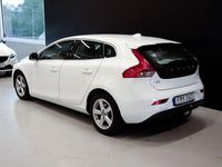 Begagnad Volvo V40 116 HK (85 kW) 2014 Vit Halvkombi