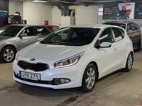 Begagnad Kia Ceed Comfort 110 HK (80 kW) 2014 Vit Halvkombi