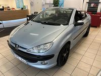 Begagnad Peugeot 206 CC 109 HK (80 kW) 2002 Ljusgrå Cab