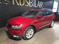Begagnad VW Tiguan Executive 180 HK (132 kW) 2016 Mörkröd SUV