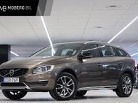 Begagnad Volvo V60 CC Standard 150 HK (110 kW) 2018 Brun Kombi