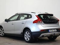 Begagnad Volvo V40 Momentum 150 HK (110 kW) 2017 Silver Halvkombi