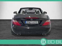 begagnad Mercedes SLK200 SLK200 Benz7G CAB SKINN AIRSCARF NAVI VÄLSERVAD 2011, Cab