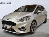 Begagnad Ford Fiesta ST-Line 140 HK (102 kW) 2017 Grå Halvkombi
