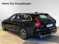 Begagnad Volvo V90 Core 350 HK (257 kW) 2022 Svart Kombi