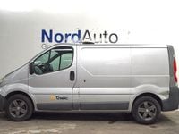 Begagnad Renault Trafic 90 HK (66 kW) 2011 Silver Minibuss