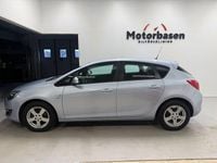 Begagnad Opel Astra Enjoy 116 HK (85 kW) 2014 Grå Halvkombi