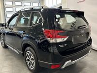 begagnad Subaru Forester 2.0i e-boxer BASE CVT Xfuel Årsskatt 2023, Kombi