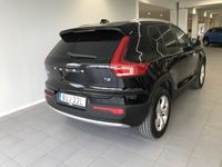 begagnad Volvo XC40 T2 T2 FWD Momentum 2021 Svart