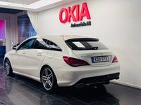 Begagnad Mercedes CLA220 Shooting Brake 177 HK (130 kW) 2016 Vit Kombi