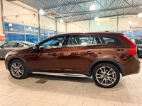 begagnad Volvo V60 CC D4 AWD Business Advanced Summum 2017, Kombi