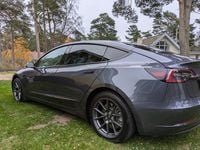 Begagnad Tesla Model 3 Long Range AWD 323 kW (440 HK) 2021 Midnight silver Sedan