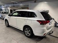 Begagnad Mitsubishi Outlander P-HEV 135 HK (99 kW) 2018 Vit SUV