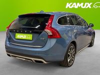 Begagnad Volvo V60 Summum 231 HK (169 kW) 2017 Blå Kombi
