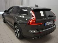 Begagnad Volvo V60 CC 197 HK (144 kW) 2022 Kombi