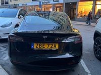 Begagnad Tesla Model 3 Standard Range Plus 239 kW (325 HK) 2020 Sedan