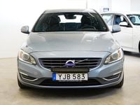 Begagnad Volvo V60 Momentum 190 HK (139 kW) 2016 Blå Kombi