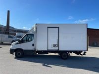 begagnad Iveco Daily 35-130 Chassi Cab 2.3 JTD Hi-Matic Euro 5