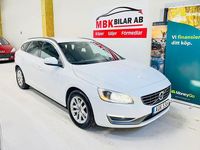 Begagnad Volvo V60 Momentum 136 HK (100 kW) 2014 Vit Kombi