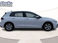 begagnad VW Golf VIII TSI 110hk ACC Sens App-Connect 2023