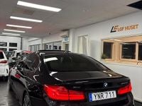 Begagnad BMW M550 462 HK (339 kW) 2017 Svart Sedan