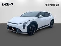 Ny Kia EV4 2026 Vit Halvkombi