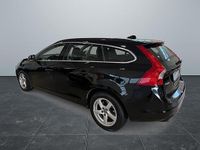 Begagnad Volvo V60 Momentum 136 HK (100 kW) 2015 Svart Kombi