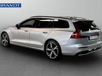 Begagnad Volvo V60 349 HK (256 kW) 2026 Silver Kombi
