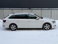 Begagnad Skoda Superb LAURIN & KLEMENT 190 HK (139 kW) 2017 Vit Kombi