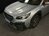 begagnad Subaru Outback 2.5 4WD XFuel Touring BRUNT Skinn Dragkrok