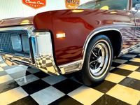 Begagnad Buick Electra 225 364 HK (267 kW) 1969 Mörkröd Sportkupé