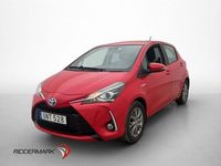 Begagnad Toyota Yaris Hybrid 101 HK (74 kW) 2018 Röd Halvkombi